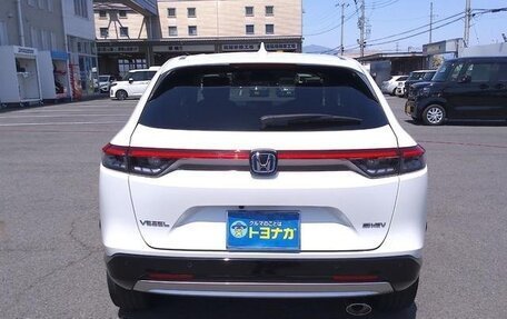 Honda Vezel, 2022 год, 1 883 073 рублей, 5 фотография