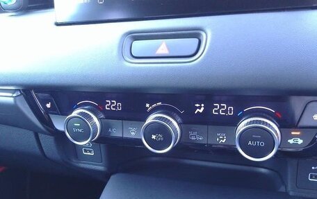 Honda Vezel, 2022 год, 1 883 073 рублей, 8 фотография