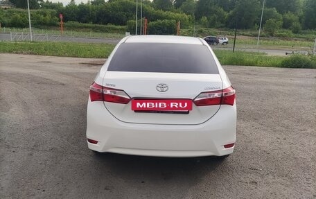 Toyota Corolla, 2015 год, 1 400 000 рублей, 5 фотография
