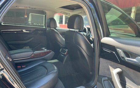 Audi A8, 2013 год, 1 350 000 рублей, 11 фотография