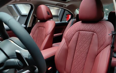 BMW 3 серия, 2024 год, 5 800 000 рублей, 16 фотография