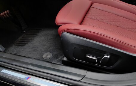 BMW 3 серия, 2024 год, 5 800 000 рублей, 33 фотография
