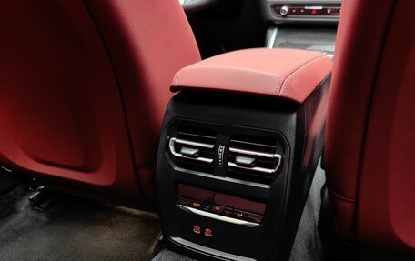 BMW 3 серия, 2024 год, 5 800 000 рублей, 34 фотография