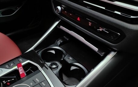 BMW 3 серия, 2024 год, 5 800 000 рублей, 36 фотография