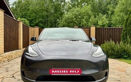 Tesla Model Y I, 2020 год, 3 749 000 рублей, 2 фотография