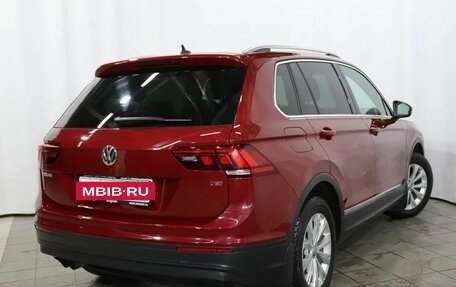 Volkswagen Tiguan II, 2017 год, 1 929 000 рублей, 4 фотография