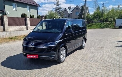 Volkswagen Multivan T6 рестайлинг, 2020 год, 5 900 000 рублей, 1 фотография