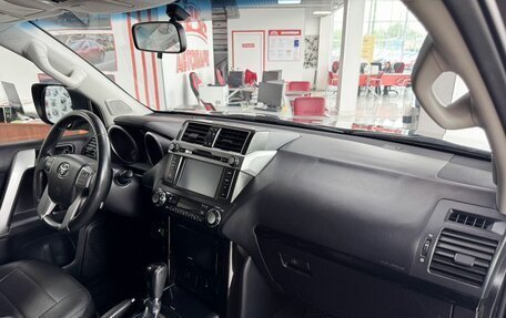 Toyota Land Cruiser Prado 150 рестайлинг 2, 2014 год, 3 399 000 рублей, 15 фотография