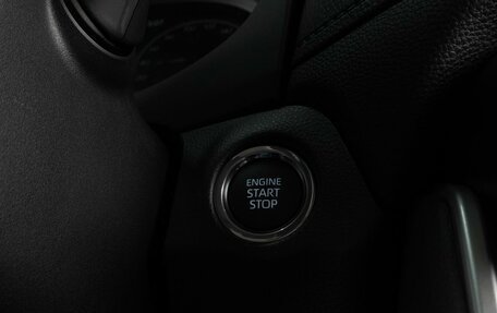 Toyota RAV4, 2024 год, 3 840 000 рублей, 18 фотография