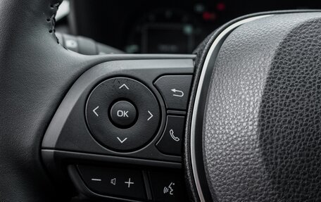 Toyota RAV4, 2025 год, 3 390 000 рублей, 23 фотография
