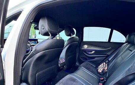 Mercedes-Benz E-Класс, 2017 год, 2 700 000 рублей, 10 фотография
