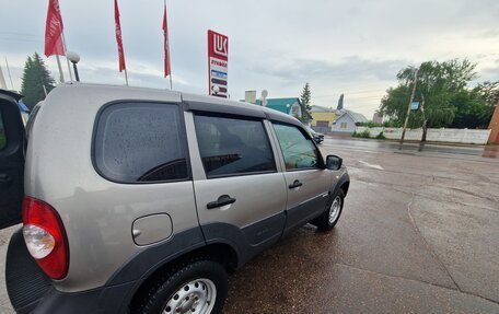 Chevrolet Niva I рестайлинг, 2017 год, 650 000 рублей, 7 фотография