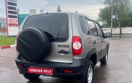 Chevrolet Niva I рестайлинг, 2017 год, 650 000 рублей, 4 фотография