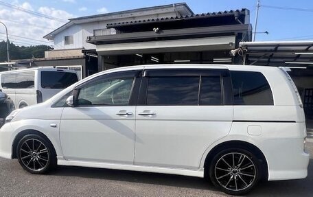 Toyota ISis I, 2013 год, 1 100 000 рублей, 5 фотография