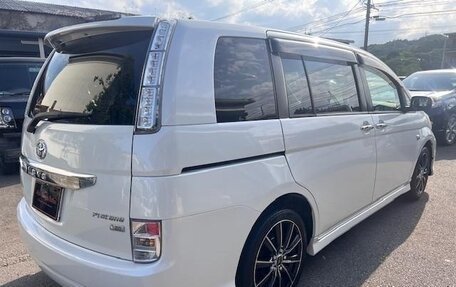 Toyota ISis I, 2013 год, 1 100 000 рублей, 6 фотография