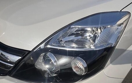 Toyota ISis I, 2013 год, 1 100 000 рублей, 10 фотография