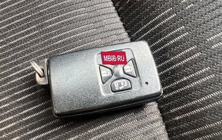 Toyota ISis I, 2013 год, 1 100 000 рублей, 31 фотография