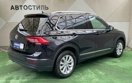 Volkswagen Tiguan II, 2018 год, 2 290 000 рублей, 3 фотография