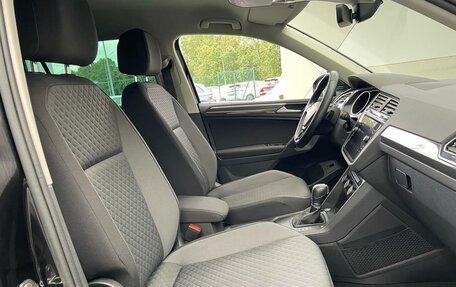 Volkswagen Tiguan II, 2018 год, 2 290 000 рублей, 12 фотография