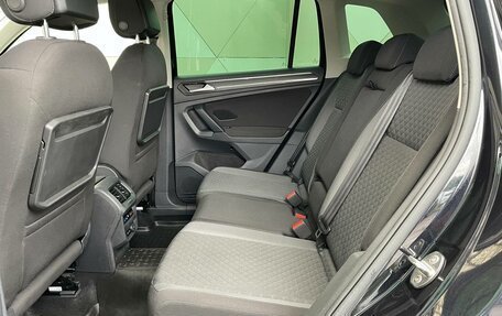 Volkswagen Tiguan II, 2018 год, 2 290 000 рублей, 14 фотография