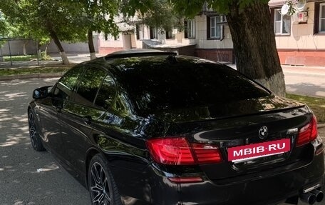 BMW 5 серия, 2010 год, 1 550 000 рублей, 2 фотография