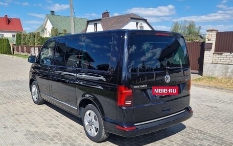 Volkswagen Multivan T6 рестайлинг, 2020 год, 5 900 000 рублей, 4 фотография