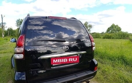 Toyota Land Cruiser Prado 120 рестайлинг, 2008 год, 2 200 000 рублей, 6 фотография