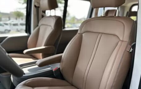 Hyundai Staria, 2022 год, 2 870 000 рублей, 3 фотография
