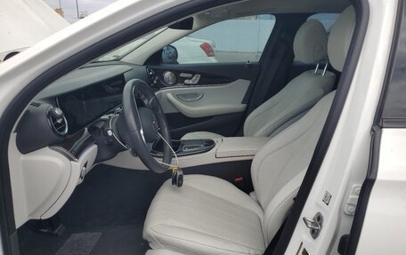 Mercedes-Benz E-Класс, 2021 год, 2 950 000 рублей, 9 фотография