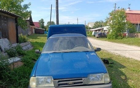 ИЖ 2717, 2003 год, 120 000 рублей, 2 фотография