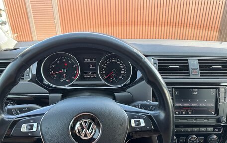 Volkswagen Jetta VI, 2017 год, 1 340 000 рублей, 14 фотография