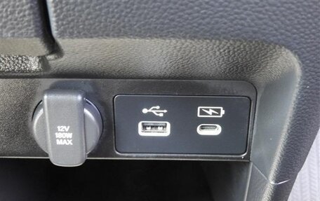 Honda Stepwgn, 2022 год, 2 410 000 рублей, 25 фотография