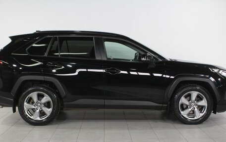 Toyota RAV4, 2019 год, 2 700 000 рублей, 4 фотография