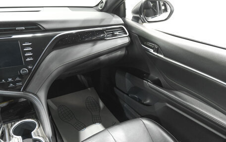 Toyota Camry, 2018 год, 2 899 000 рублей, 11 фотография