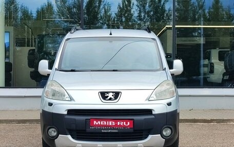 Peugeot Partner II рестайлинг 2, 2010 год, 575 000 рублей, 2 фотография