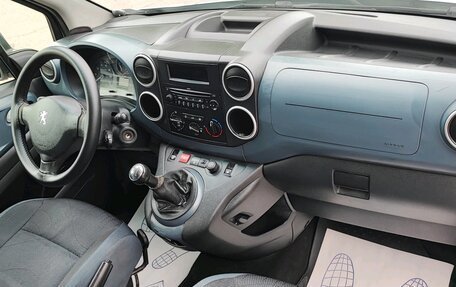 Peugeot Partner II рестайлинг 2, 2010 год, 575 000 рублей, 8 фотография
