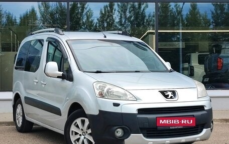 Peugeot Partner II рестайлинг 2, 2010 год, 575 000 рублей, 3 фотография