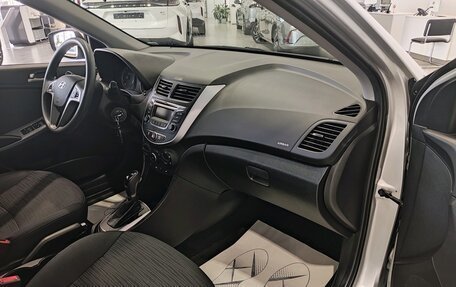 Hyundai Solaris II рестайлинг, 2016 год, 1 245 000 рублей, 15 фотография