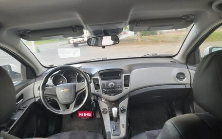 Chevrolet Cruze II, 2011 год, 720 000 рублей, 8 фотография