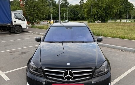 Mercedes-Benz C-Класс, 2011 год, 1 300 000 рублей, 3 фотография