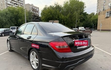 Mercedes-Benz C-Класс, 2011 год, 1 300 000 рублей, 6 фотография