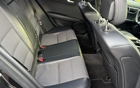 Mercedes-Benz C-Класс, 2011 год, 1 300 000 рублей, 14 фотография