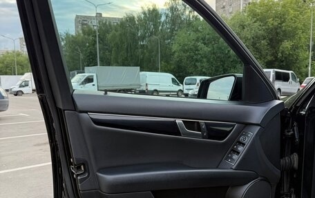 Mercedes-Benz C-Класс, 2011 год, 1 300 000 рублей, 11 фотография