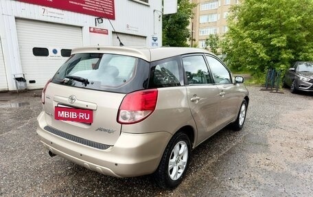 Toyota Matrix, 2003 год, 500 000 рублей, 3 фотография