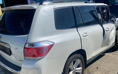 Toyota Highlander III, 2012 год, 600 000 рублей, 5 фотография