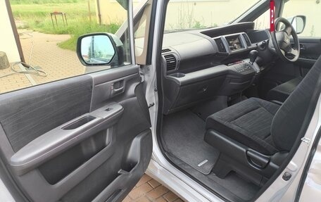 Honda Stepwgn IV, 2010 год, 1 100 000 рублей, 9 фотография