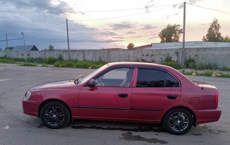 Hyundai Accent II, 2005 год, 330 000 рублей, 2 фотография