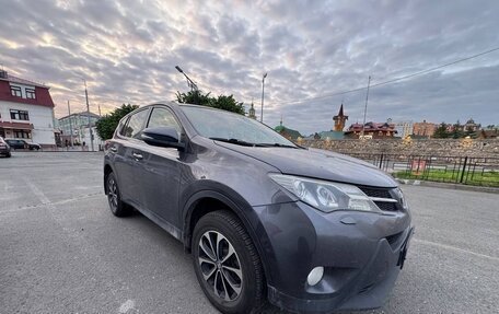 Toyota RAV4, 2015 год, 1 750 000 рублей, 5 фотография