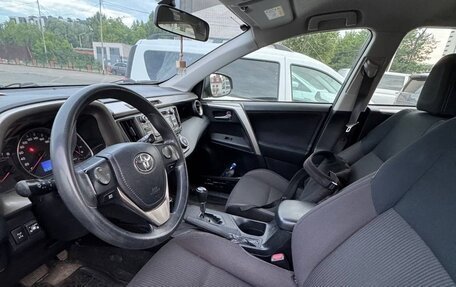 Toyota RAV4, 2015 год, 1 750 000 рублей, 6 фотография