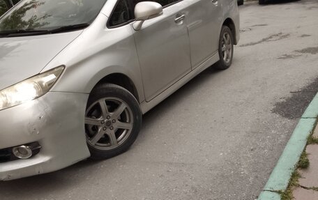 Toyota Wish II, 2012 год, 1 250 000 рублей, 4 фотография